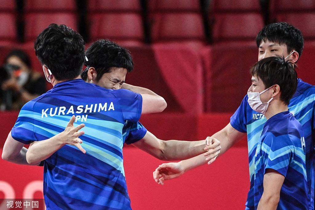 法国乒乓球队力克中国乒乓球队，水谷隼完成帽子戏法
