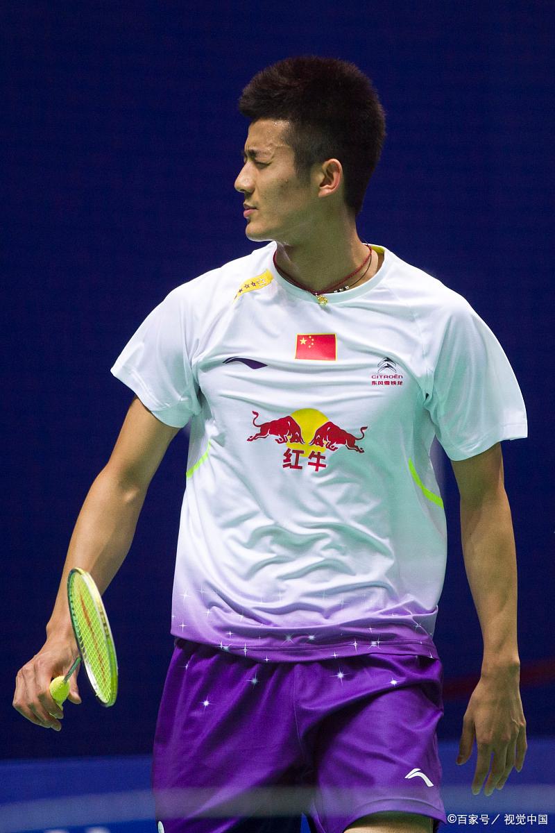 印尼羽毛球队强势丹麦羽毛球队，谌龙关键制胜