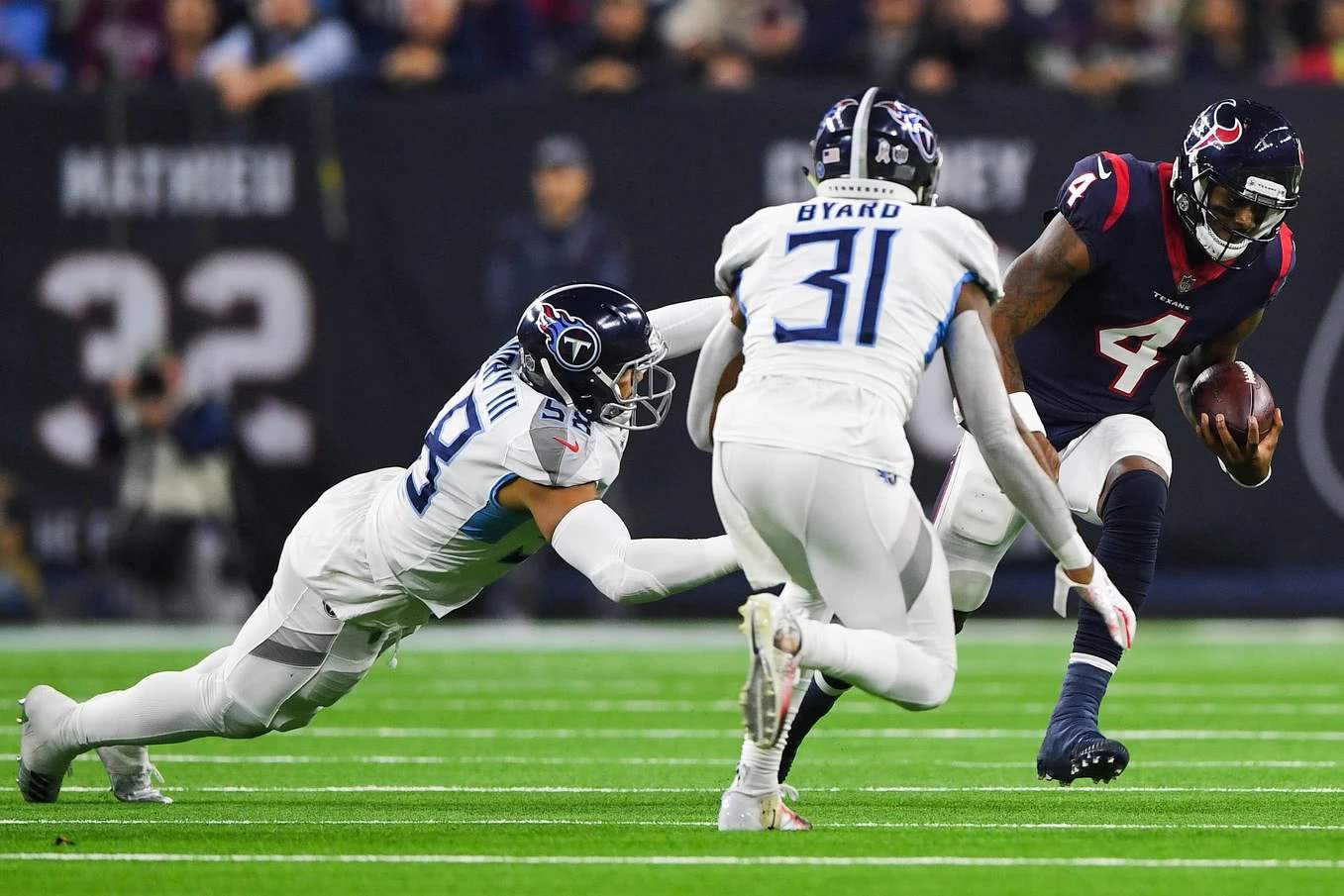 开云体育中国-焦点大战：橄榄球上演巅峰碰撞的简单介绍